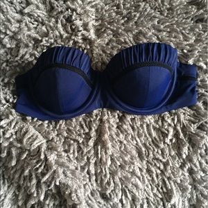 VS Strapless Swimsuit Top