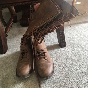 Lace up brown boots