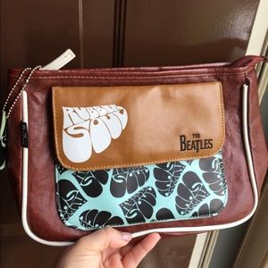 Beatles Clutch
