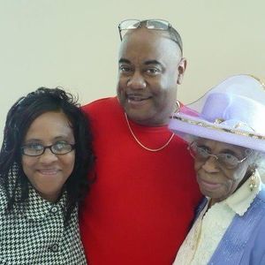 Meet your Posher, April