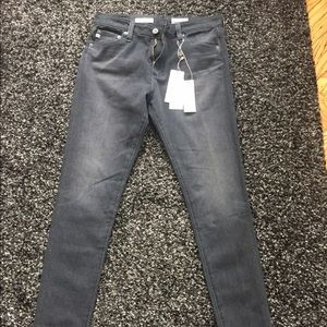 AG Jeans Farrah High Rise Skinny-Washed Black