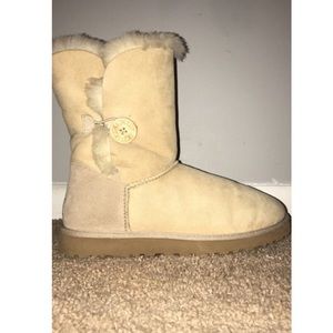 Bailey Button UGGS