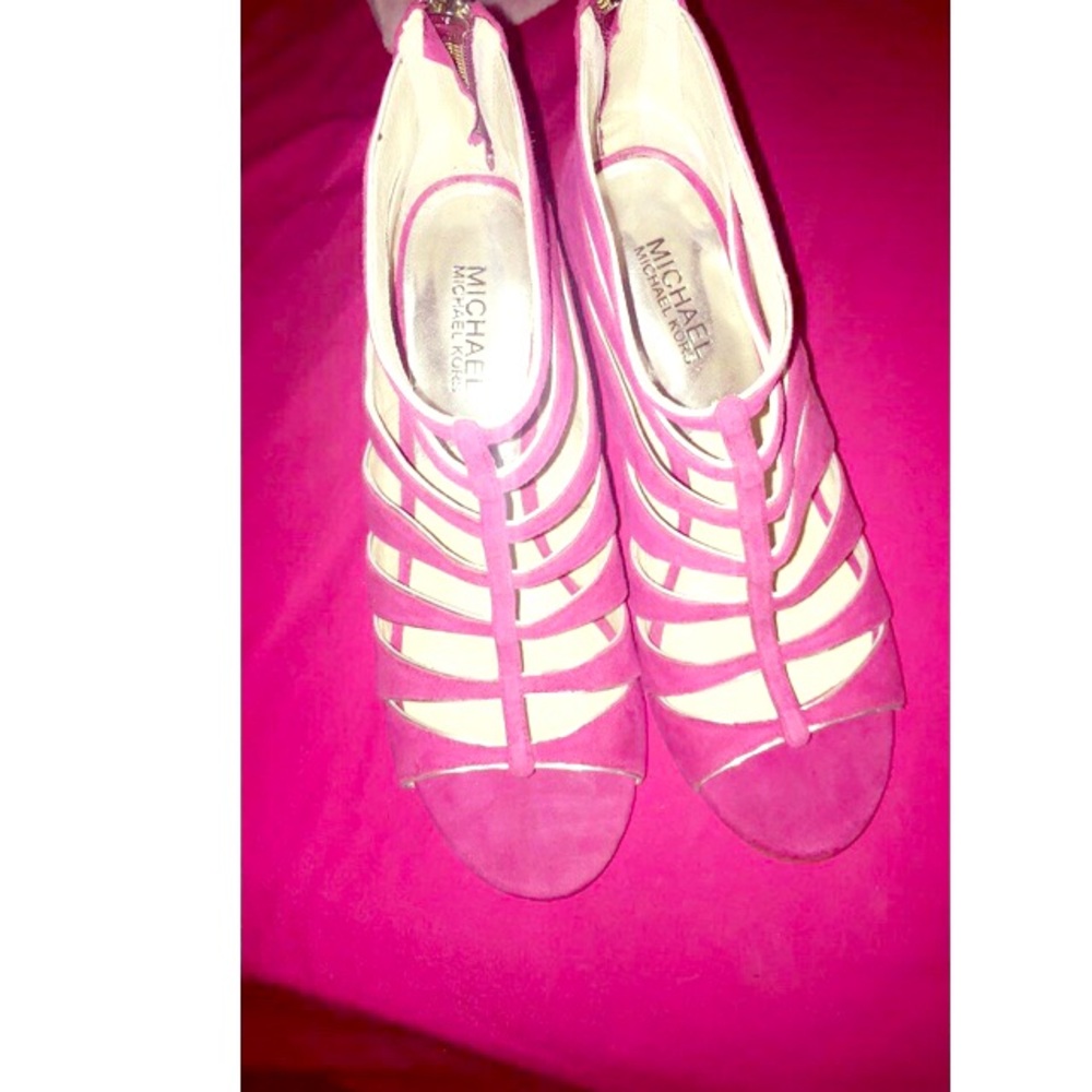 MICHAEL KORS SHOES!!