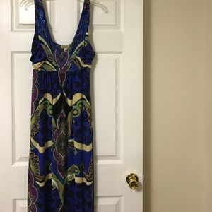 Size M maxi dress