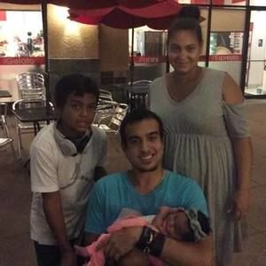 Meet your Posher, Lisa