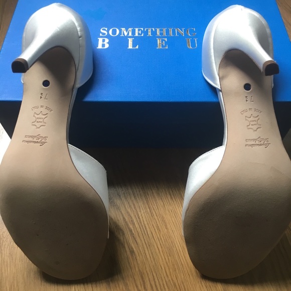 NIB Something Bleu designer D'Orsay bridal shoes - Picture 3 of 3