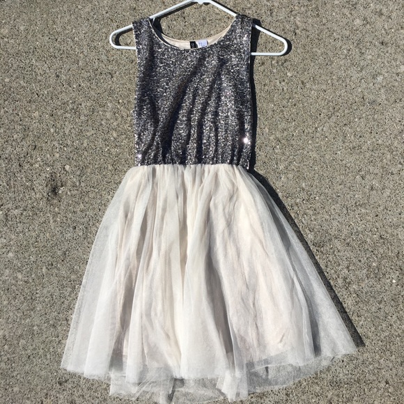 Cute sparkly dress from H & M - Picture 1 of 1
