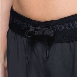 Lululemon reversible go the distance shorts!