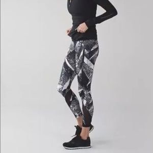 Lululemon inspire tight 7/8