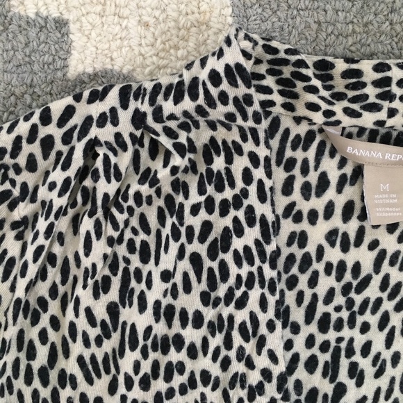 Banana republic sweater - Picture 3 of 4