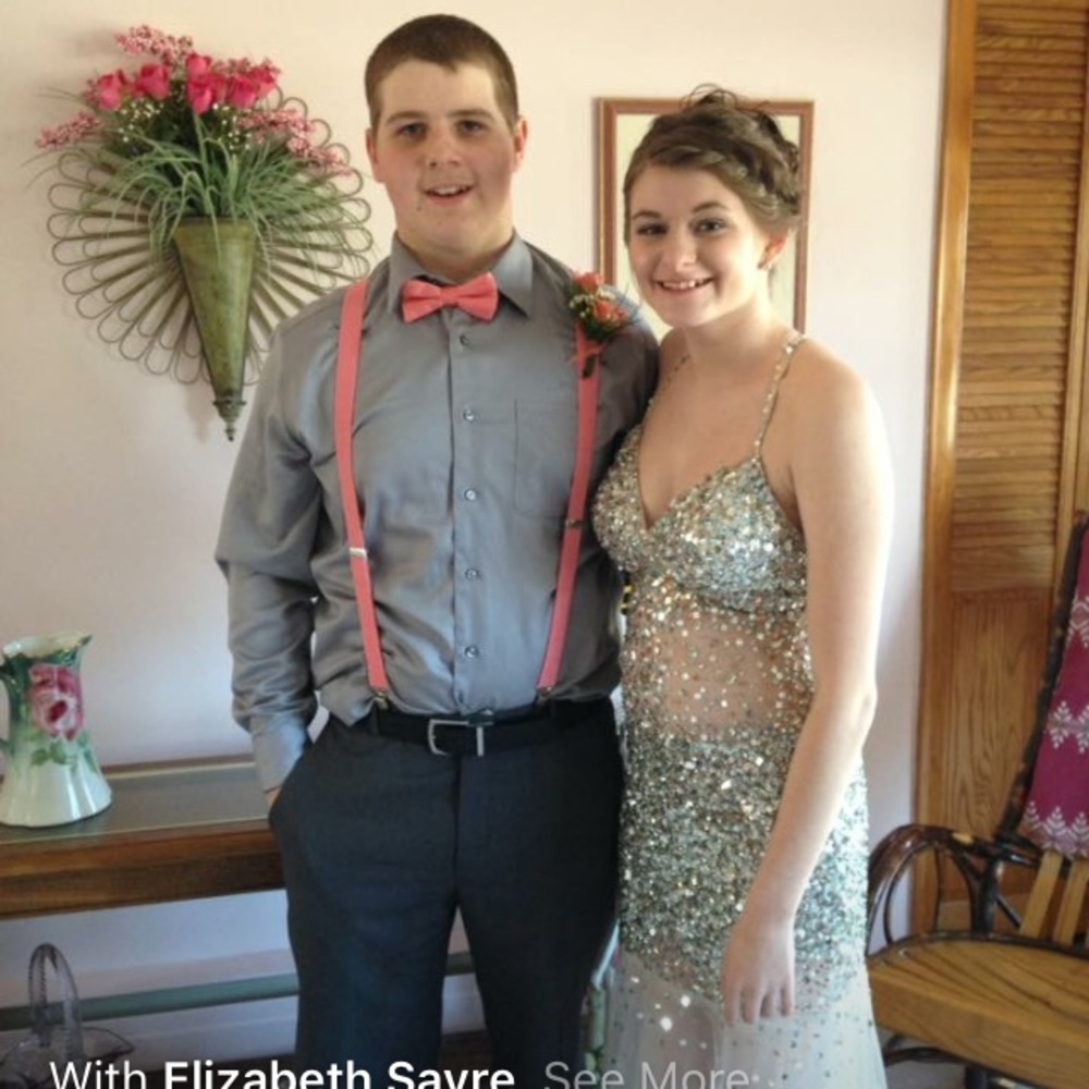 Meet your Posher, Elizabeth