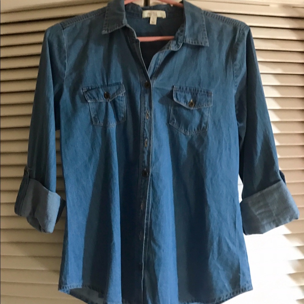 Love Fire Jean Button Down Size S