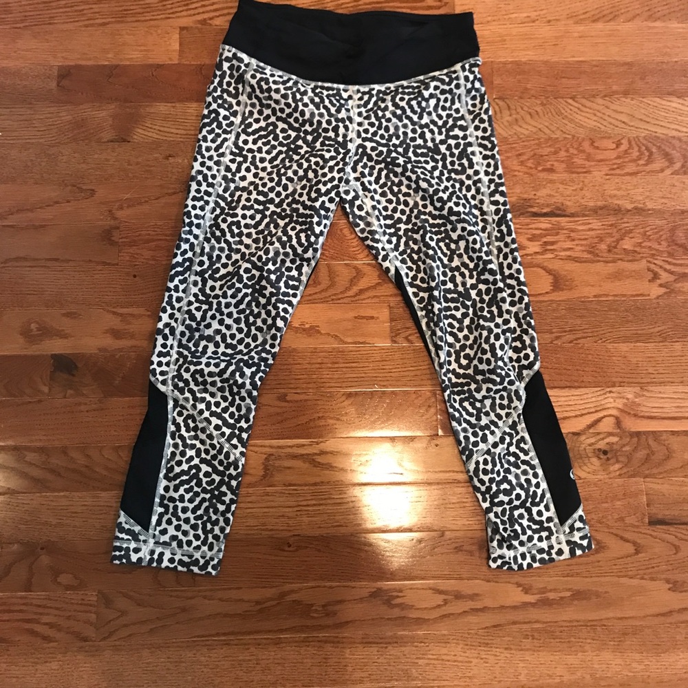 Lululemon tights