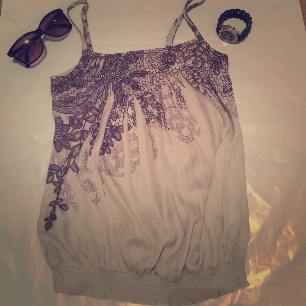 Price drop ! Designed tank top