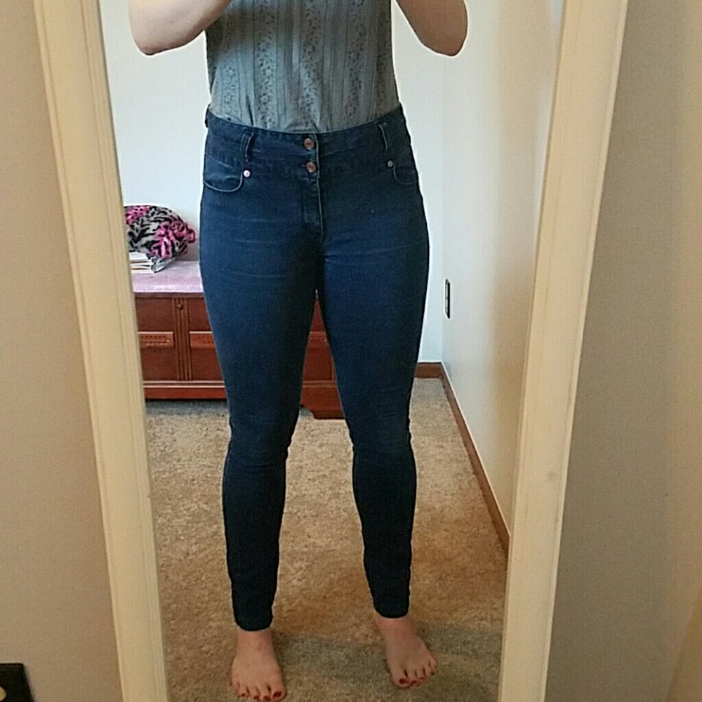 Dark wash Refuge jeans