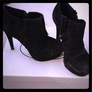 NEW! Steve Madden Black Booties!
