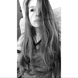 🌸Meet your Posher, Brandie🌸