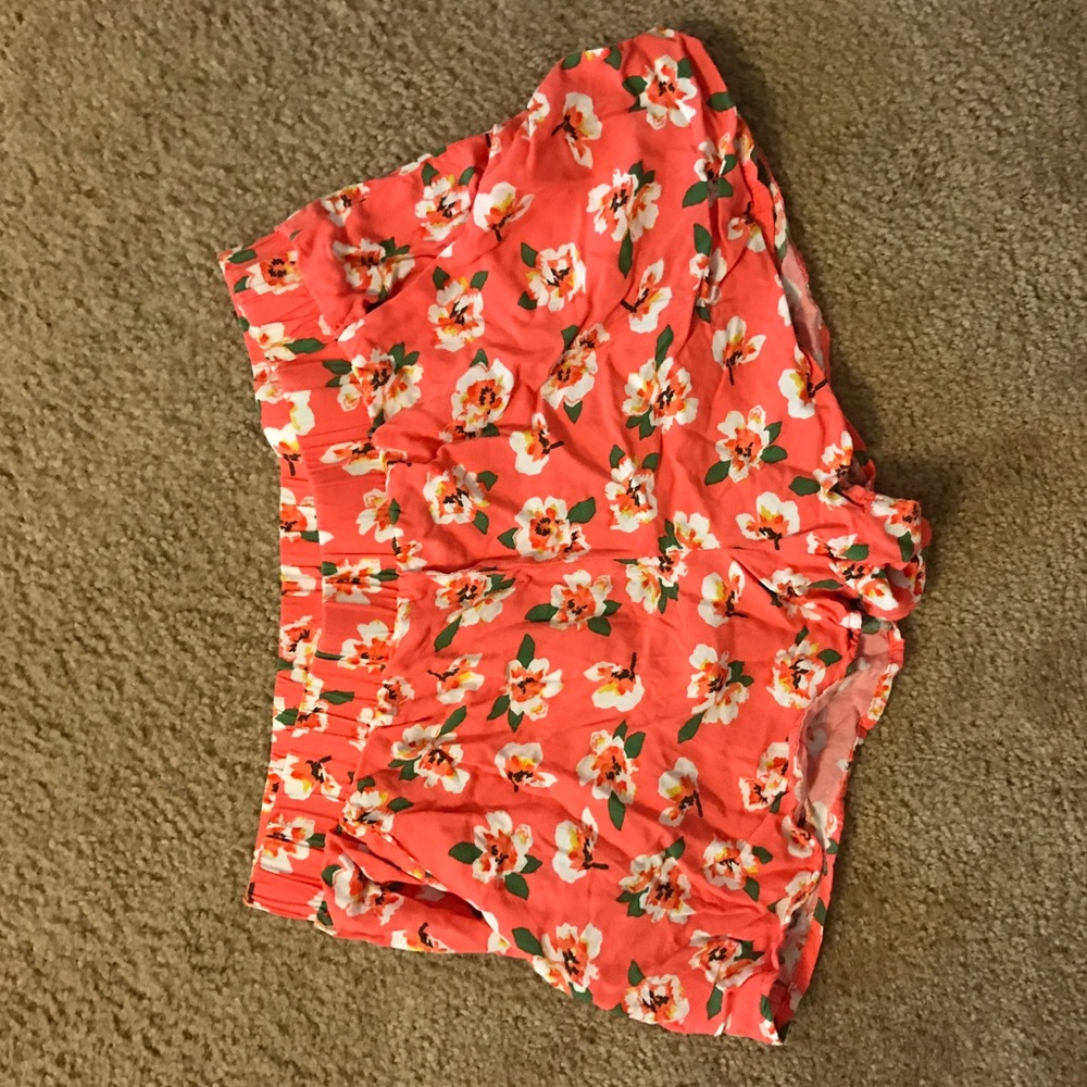 Flowy shorts