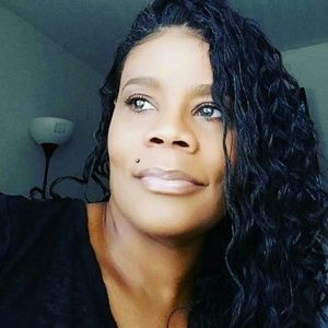 Meet your Posher, Joyce