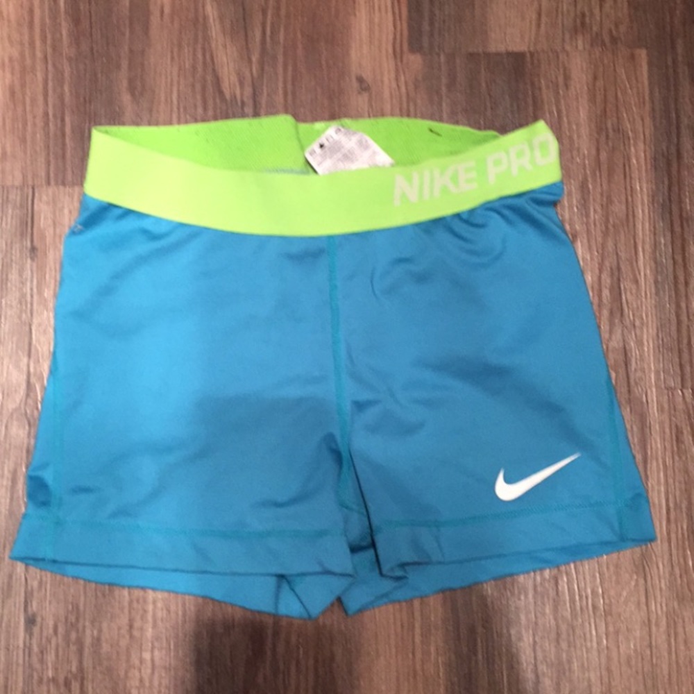 Nike pro women's compression spandex