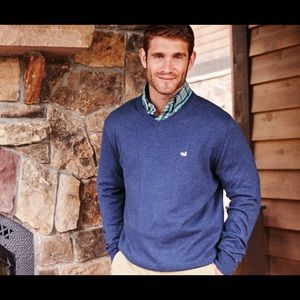 Southern Marsh Men's Vneck Sweater. Size Large.