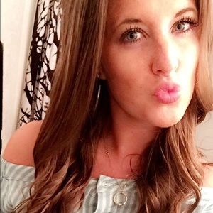 Meet your Posher, Allison