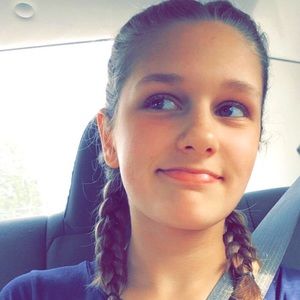 Meet your Posher, Ava