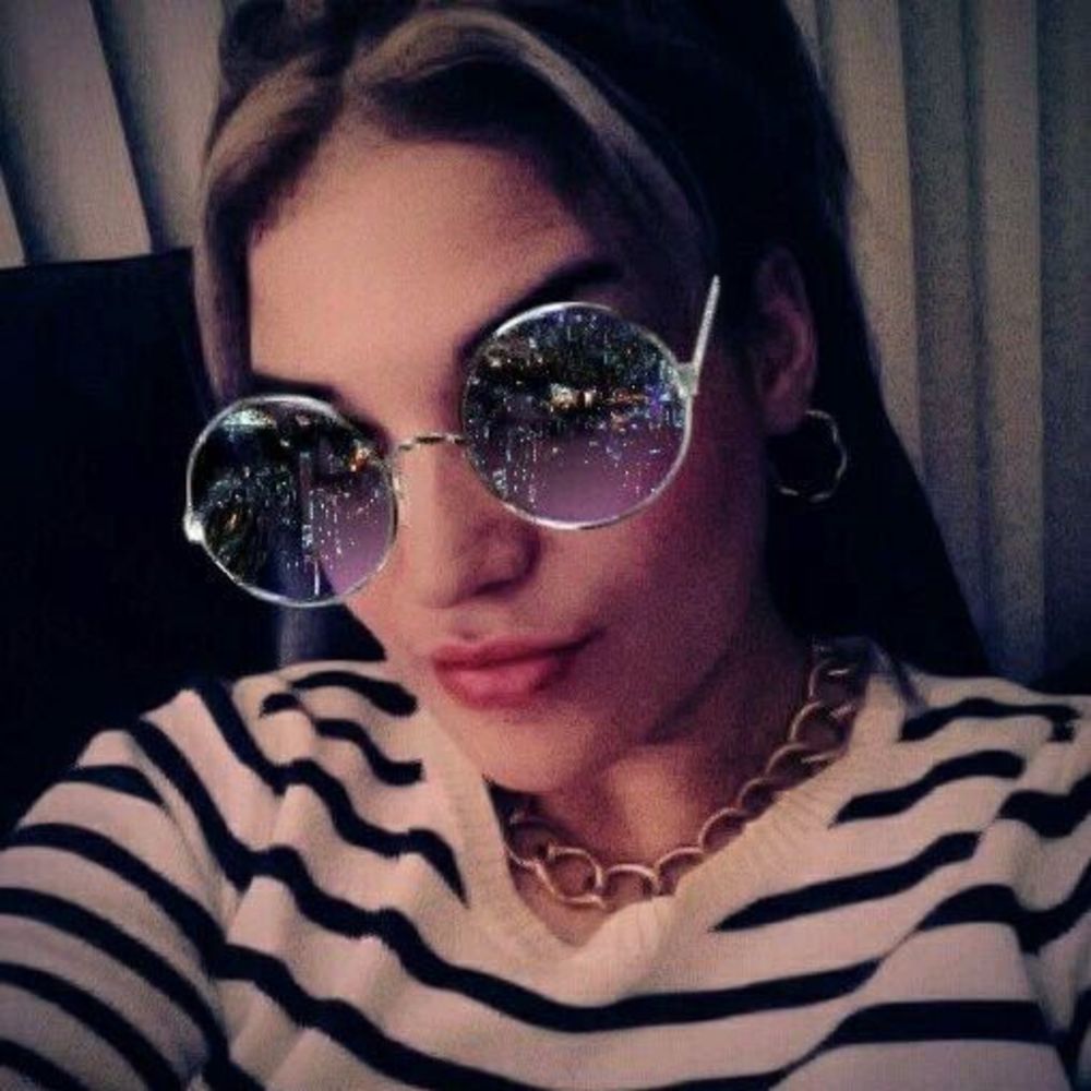 Meet your Posher, Maylin