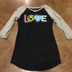 Girl's 3 quarter length shirt size 14 Justice