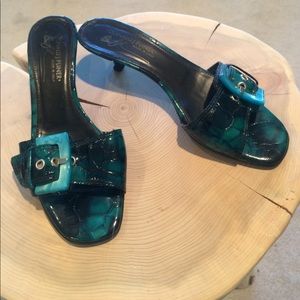 Donald Pliner green snakeskin print patent sandals