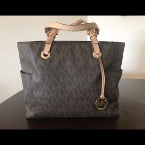 Michael Kors Shoulder Bag