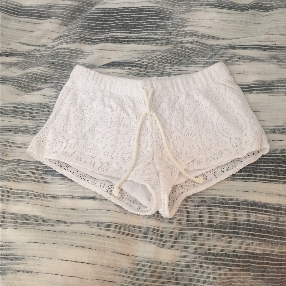 White cotton shorts