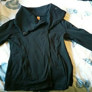 Lucy hatha flow black jacket