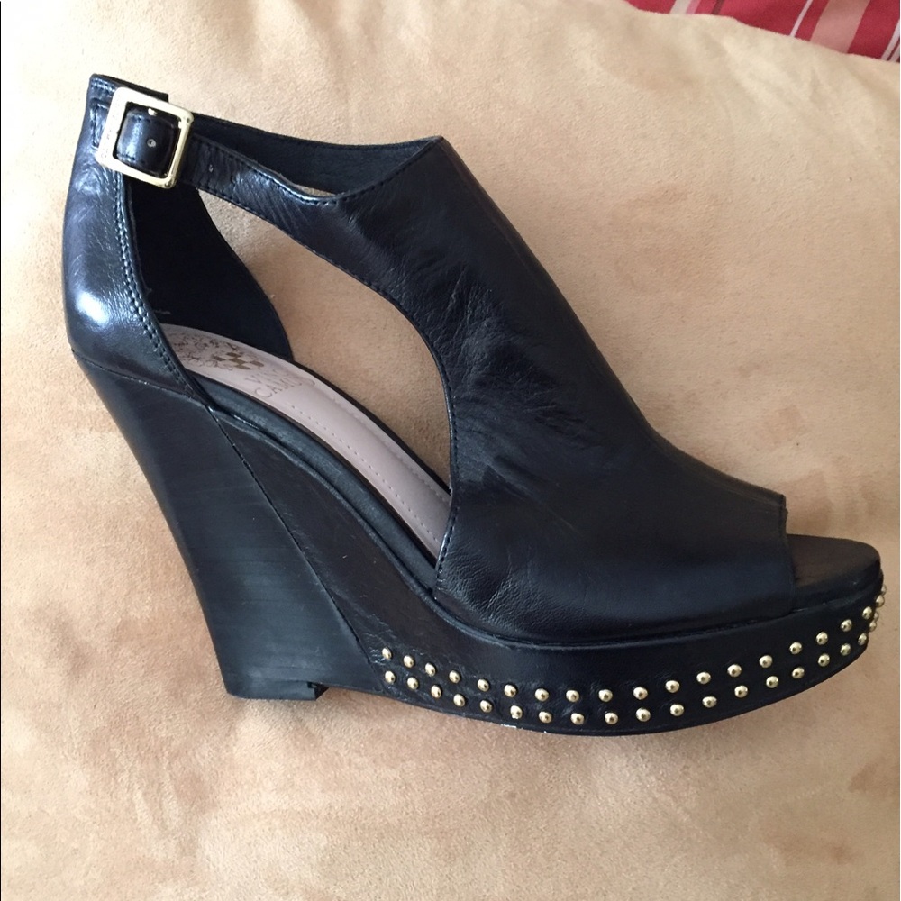 Vince Camuto platform 👠