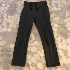 Lululemon high waisted crop pants