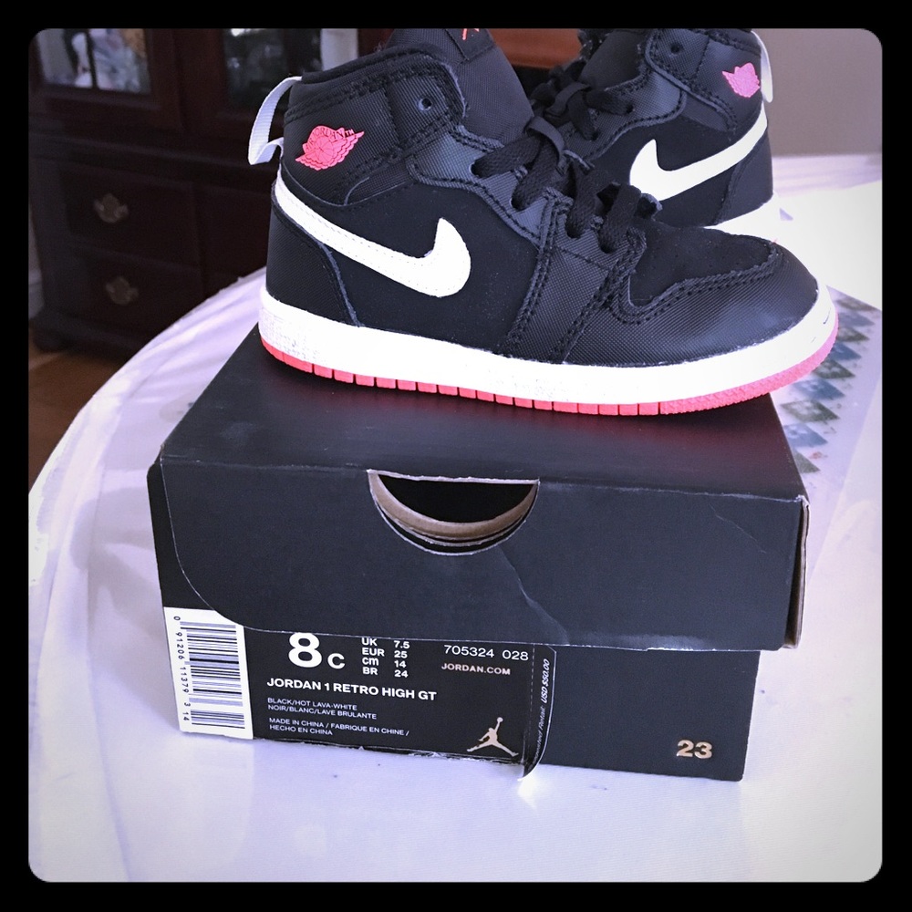 Jordan 1 retro high GT 8C unisex my son worn once!