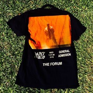 Original Kanye Saint Pablo tee merch