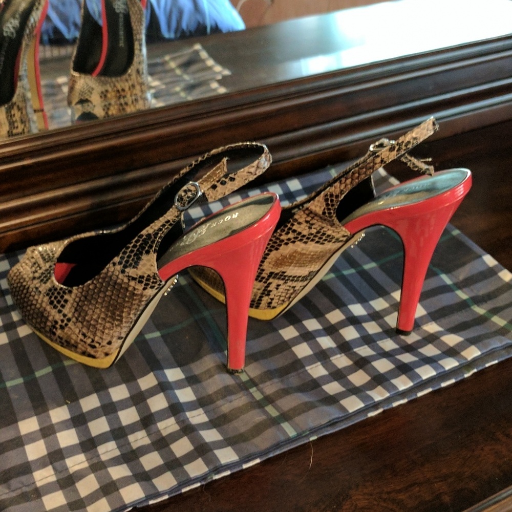 Open toed heels