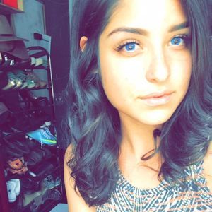 Meet your Posher, Elizabeth