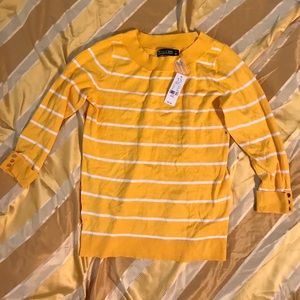 NY & Co. Yellow Shirt. Size S.