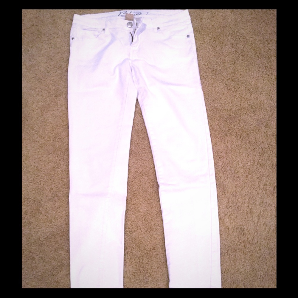 white Stretch Jeans