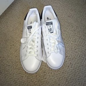 Adidas Stan Smith Originals.