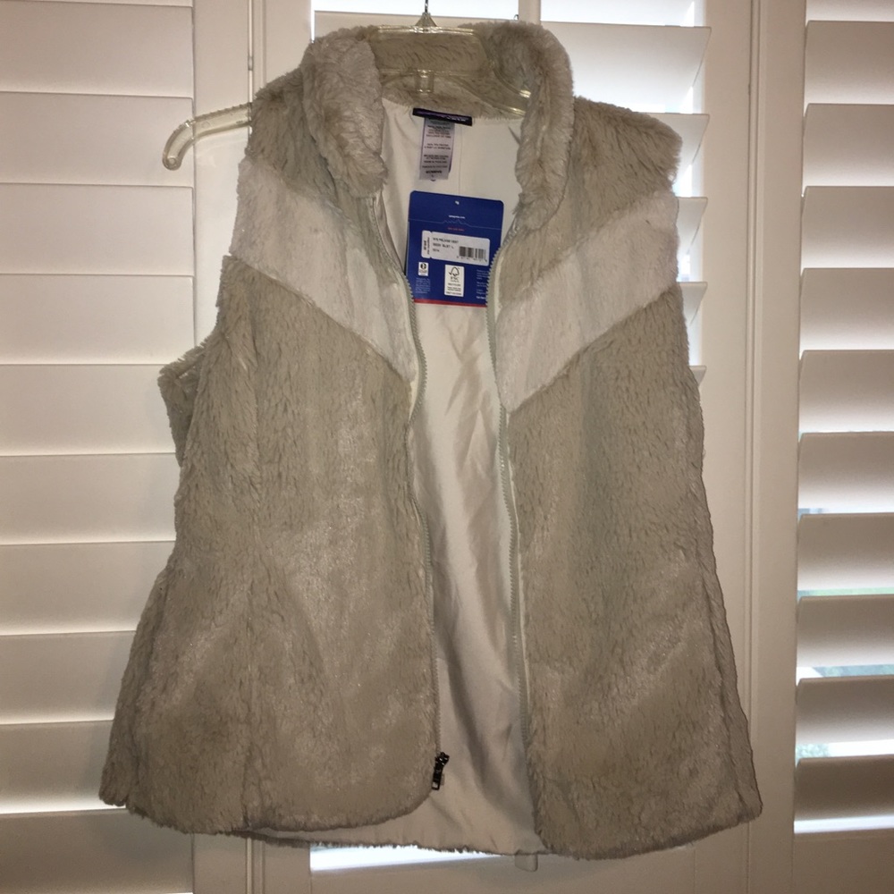 Patagonia Pelage Vest in Large