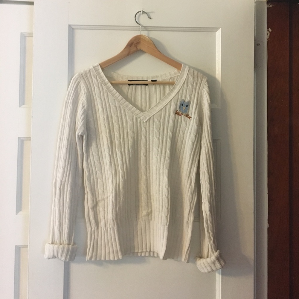 Cable Knit Sweater 🦉