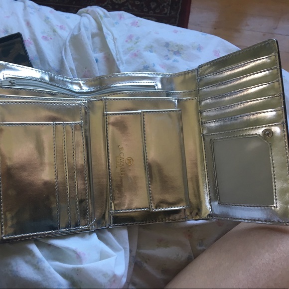 Wallet still in box - Picture 2 of 4