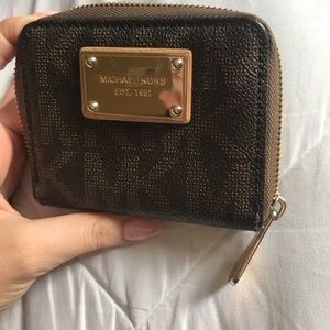 Michael kors wallet