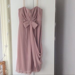 Vera Wang beautiful blush strapless chiffon dress