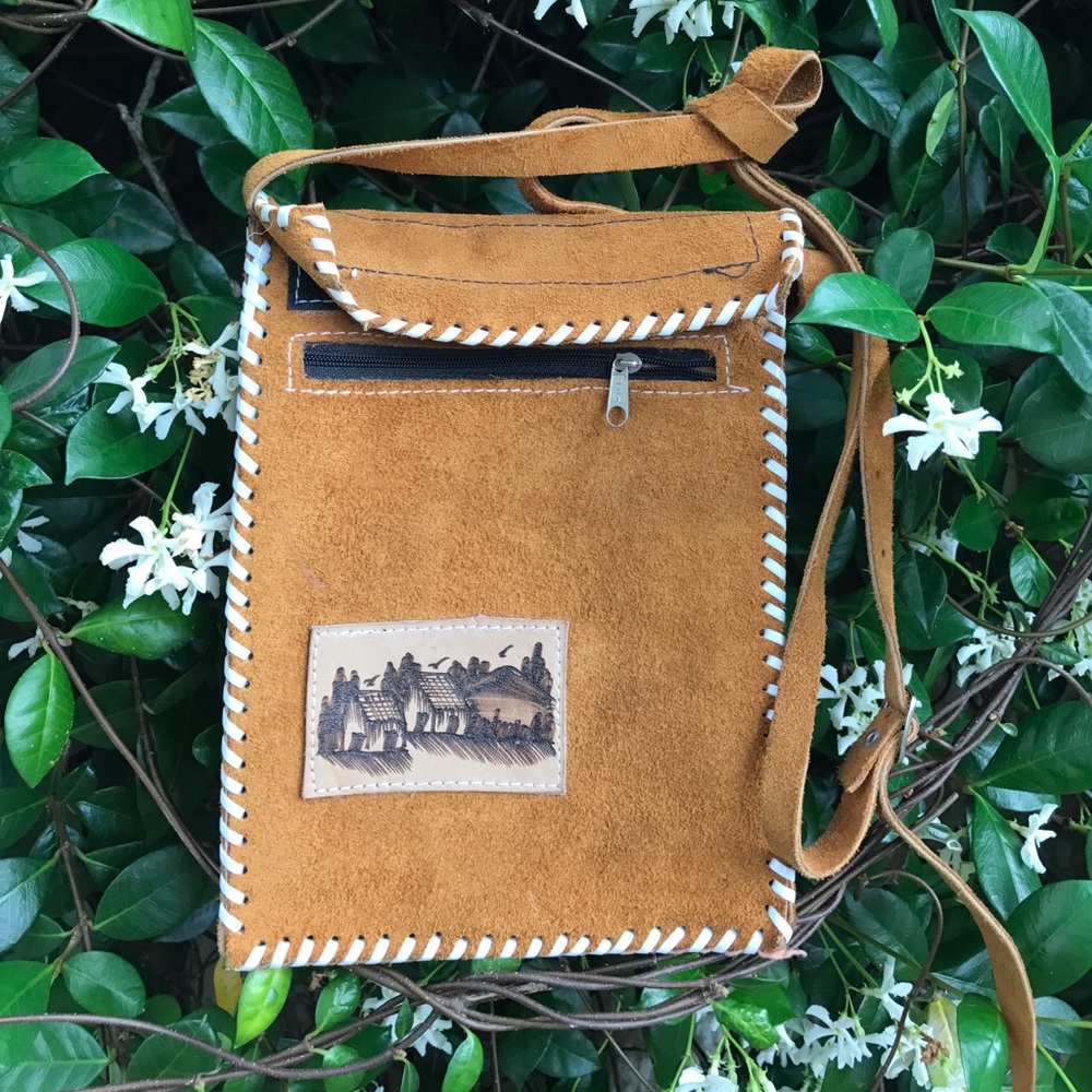 🌸Suede purse with two pockets🌸