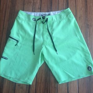 Men's Volcom Swimsuit 30 - Excellent Condition