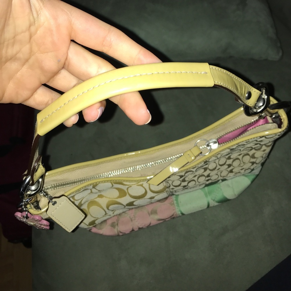 Authentic Coach bag - Picture 3 of 4